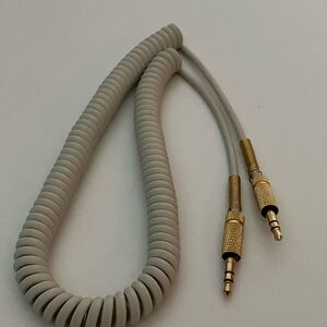 Coiled Audio Cable with Gold Connectors